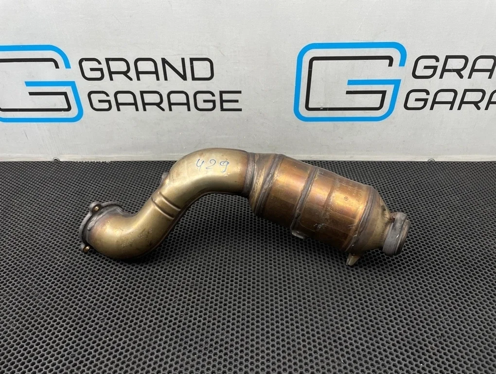 Катализатор Mercedes-Benz E-Class 2011 A2711401308 C207 271.860 1.8