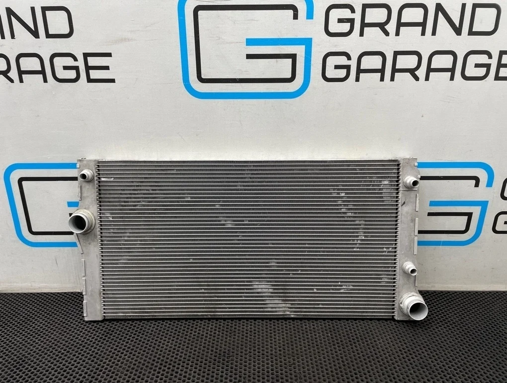 Радиатор охлаждения Bmw 7-Series 2011 17117562586 F01 N54B30A 3.0