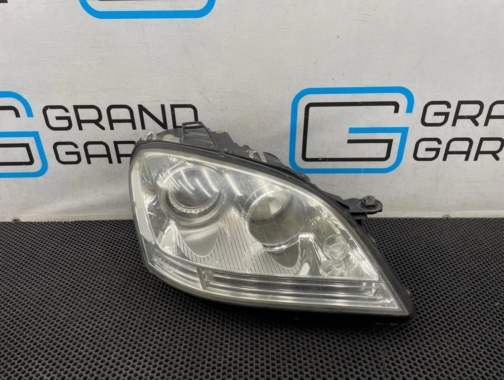 Фара Mercedes-Benz Ml-Class 2006 A1648205661 W164 272.967 3.5, передняя правая