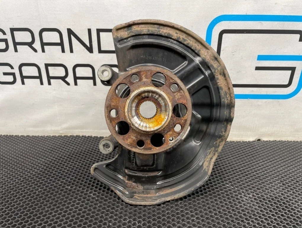 Кулак Mercedes-Benz B-Class 2013 A2463320100 W246 270.910 1.6, передний левый