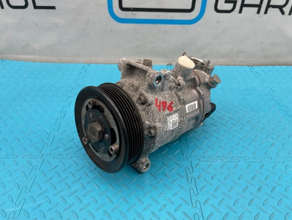Компрессор кондиционера Volkswagen Golf 2013 5Q0820803F 5G1 CPTA 1.4