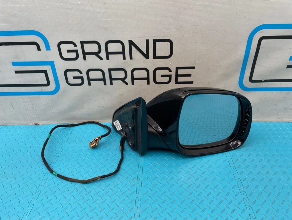 Зеркало Volkswagen Touareg 2008 7L6857508GQ 7L6 BHK 3.6, правое