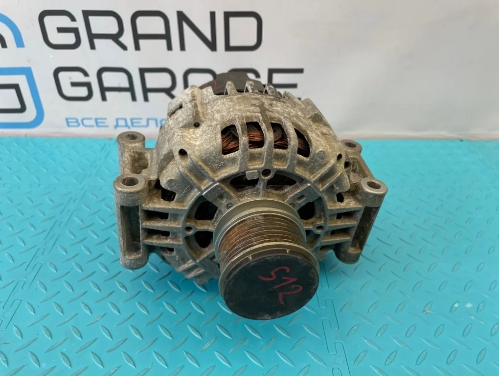 Генератор Mercedes-Benz Clk-Class 2008 A2711540902 W209 271.955 1.8