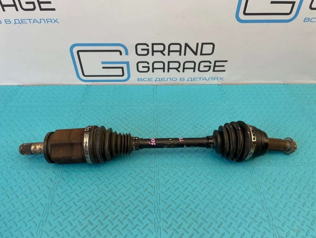 Привод Bmw X5 2009 31607553945 E70 N52B30AF 3.0, передний левый