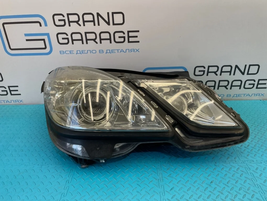 Фара Mercedes-Benz E-Class 2009 A2128204161 W212 272.952 3.0, правая