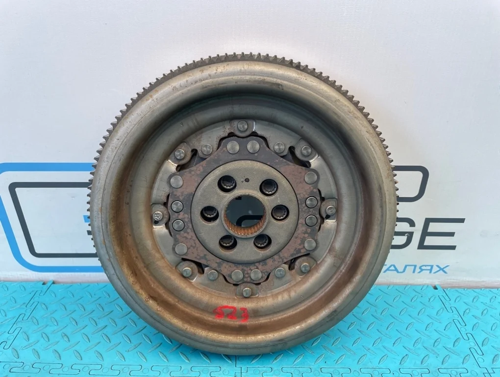 Маховик Volkswagen Sharan 2012 03C105266F 7N1 CAVA 1.4