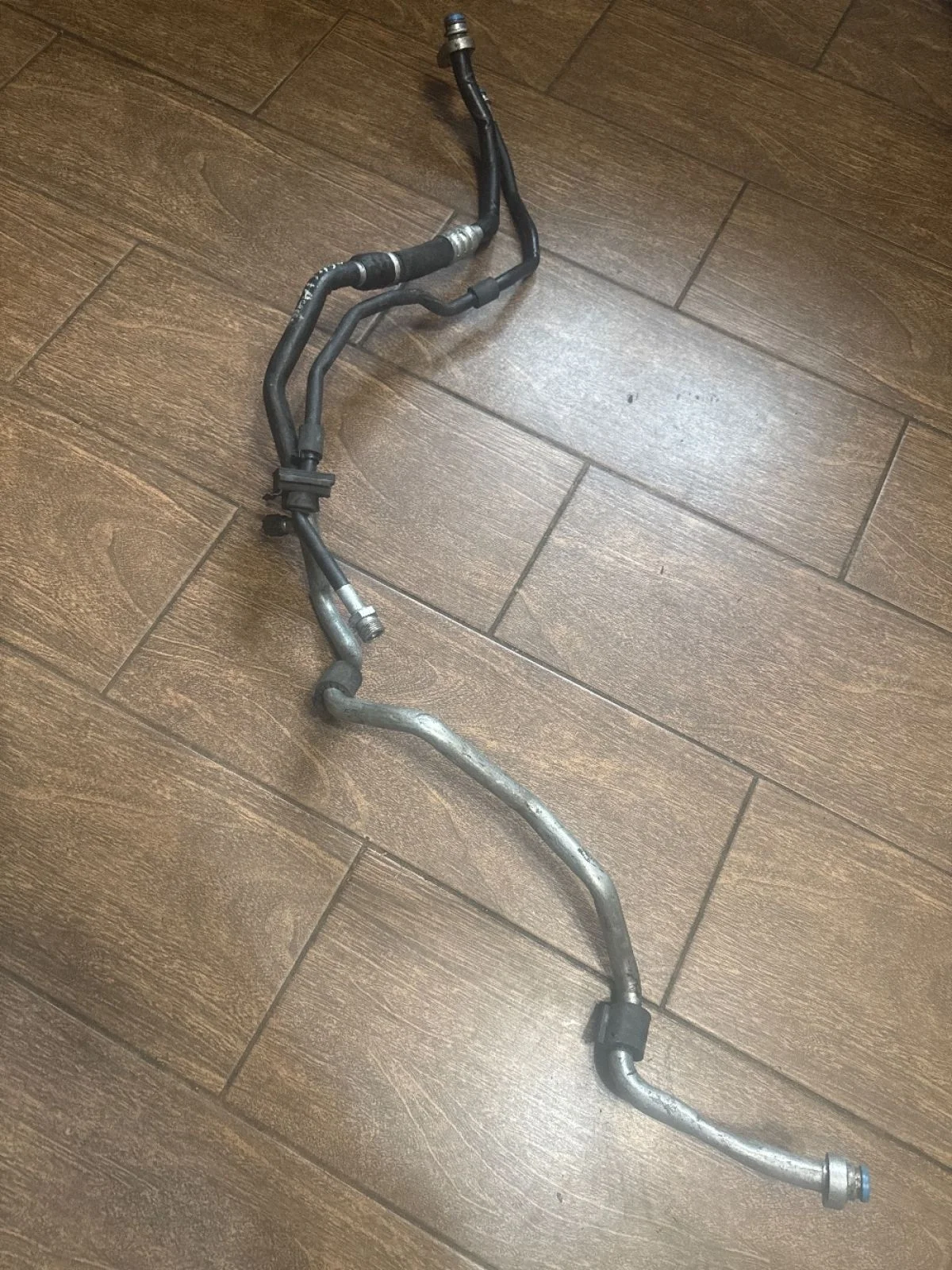 Трубка кондиционера Audi A6 C6 (2004—2008)