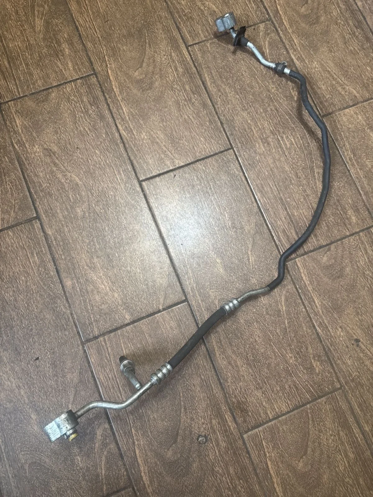 Трубка кондиционера Audi Q7 4L (2005—2009)