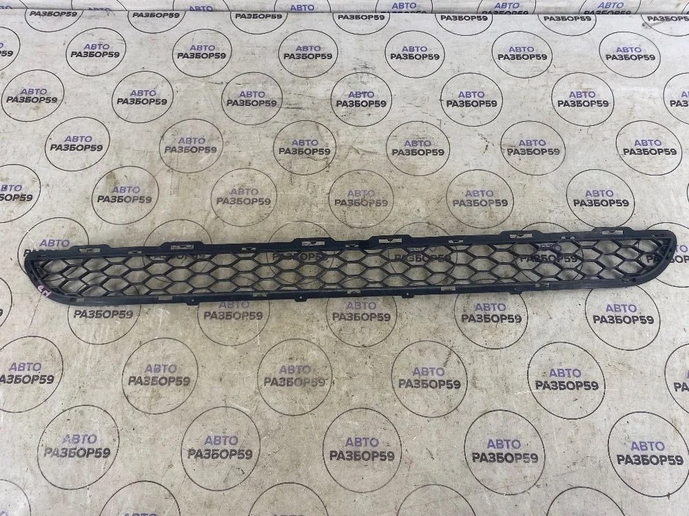 Решетка переднего бампера Hyundai Santa Fe II (2005—2010)