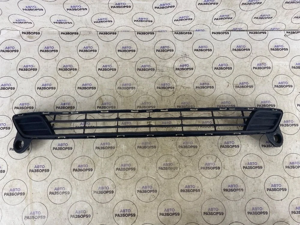 Решетка переднего бампера Peugeot 301 I (2012—2016)