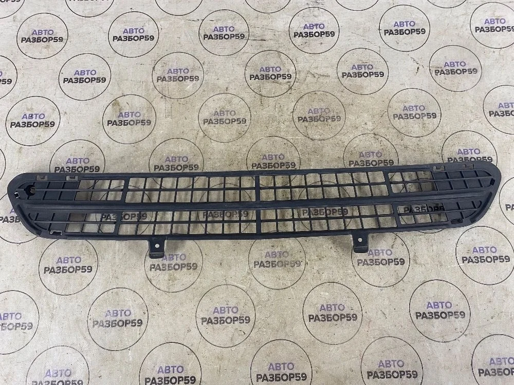 Решетка переднего бампера Chevrolet Cruze I рестайлинг (2012—2015)