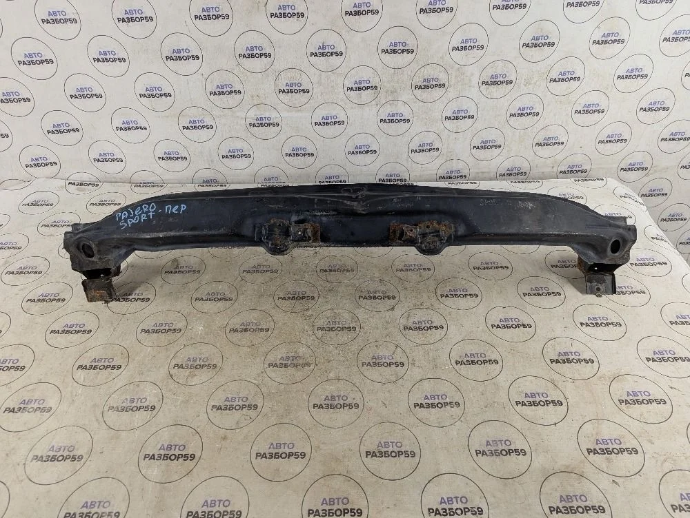 Усилитель переднего бампера Mitsubishi Pajero Sport II (2008—2013)