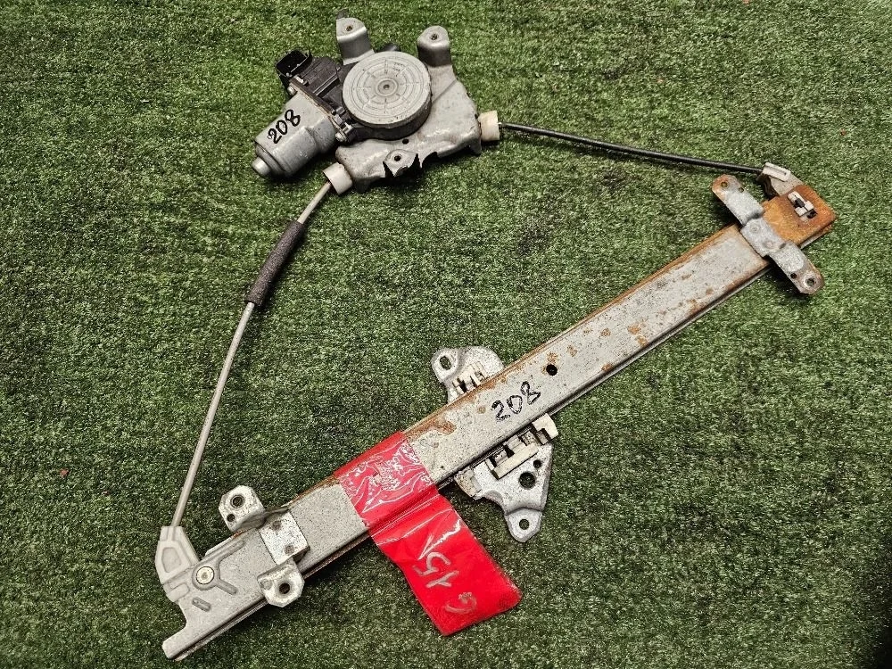 Стеклоподъемник электрический П.Л. Nissan Almera