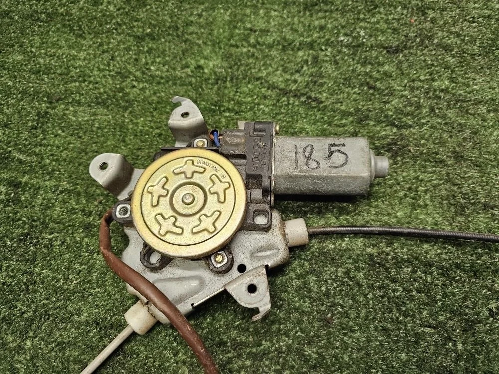 Мотор стеклоподъемника  Nissan Almera Classic B10