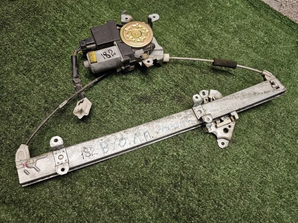 Стеклоподъемник передний левый Almera Classic