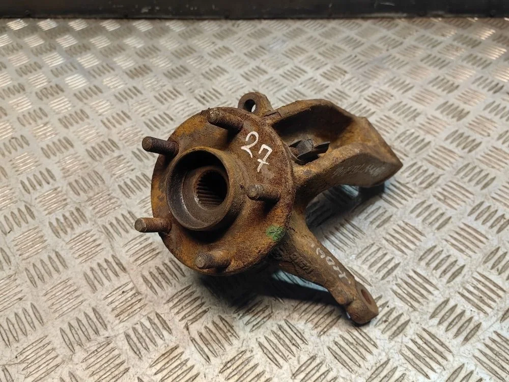 Кулак поворотный передний левый Ford Mondeo 4