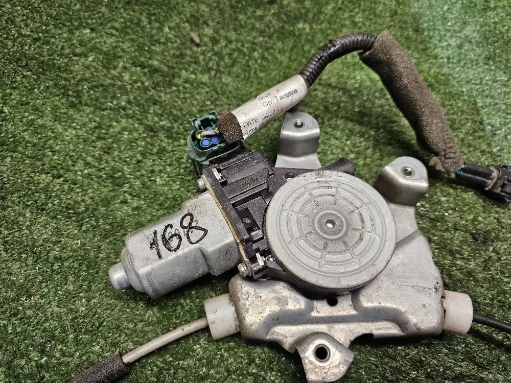 Nissan Almera (G15) lll моторчик стеклоподъёмника