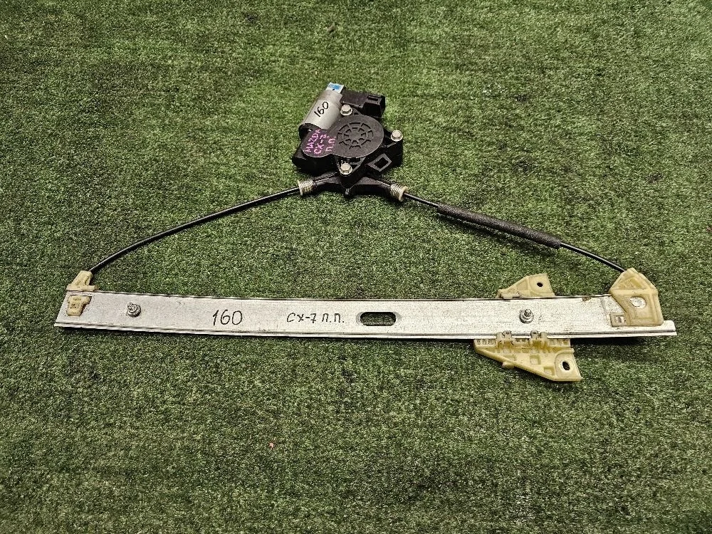 Стеклоподъемник электр. передний правый для Mazda