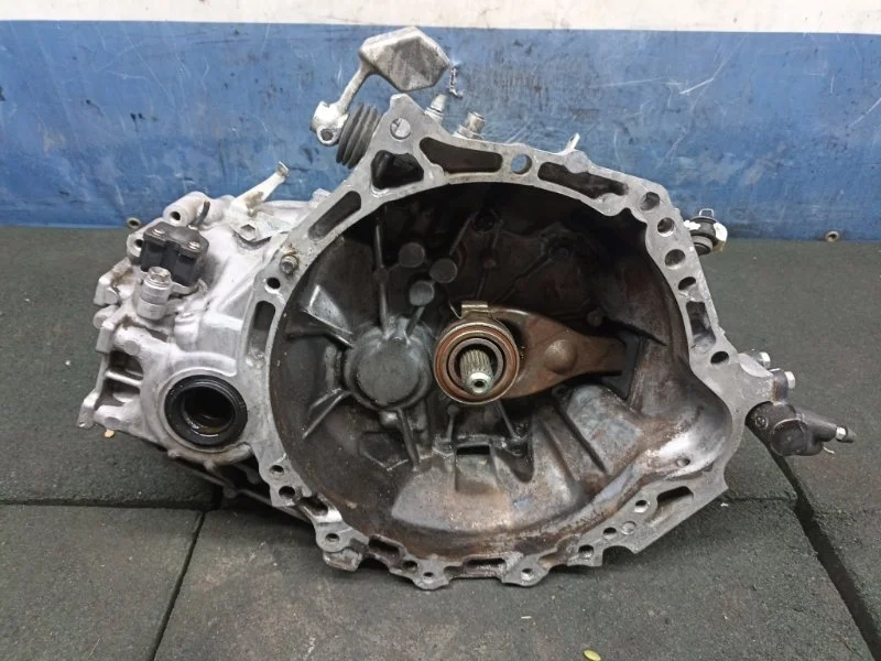 МКПП 5-ти ступ. Toyota Corolla 2010 3030012A90 E150 1.6 1ZR-FE