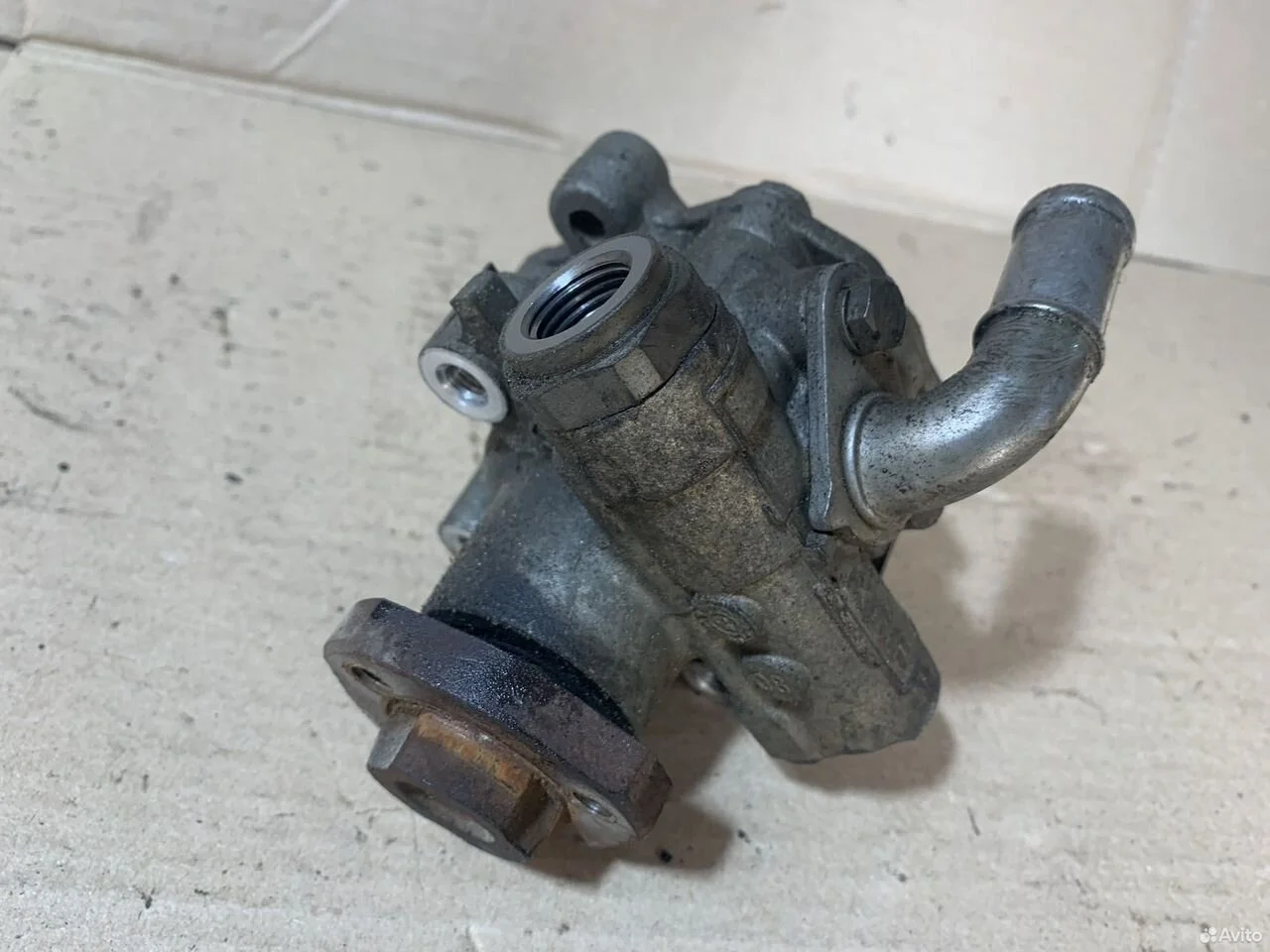 Насос гидроусилителя vw caddy 1.6 bse