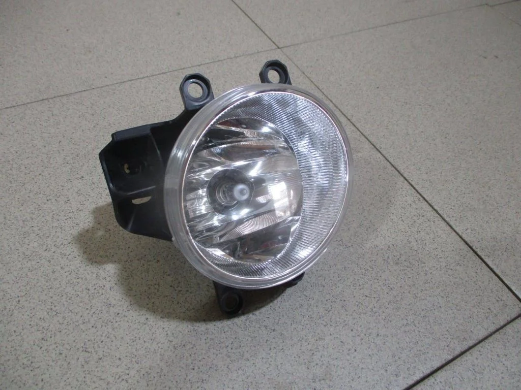 Фара противотуманная левая Lexus RX350 AL10