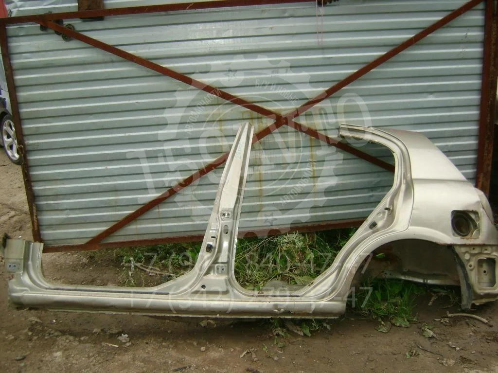 Крыло заднее левое Nissan Almera 2004 N16