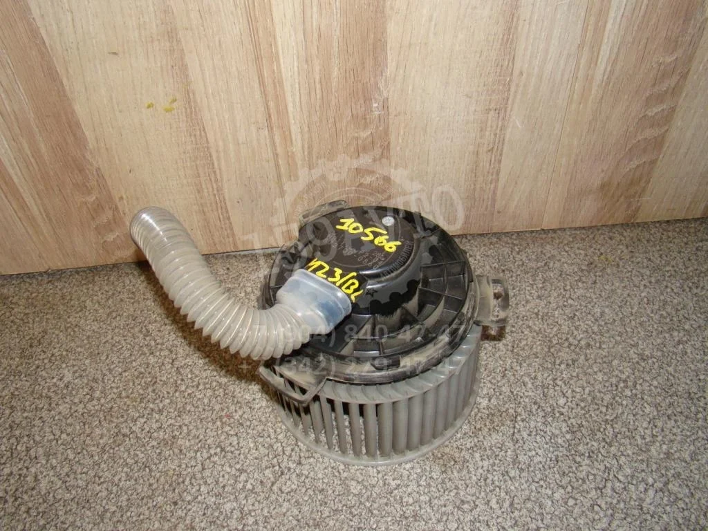 Моторчик печки Mazda 3 BL