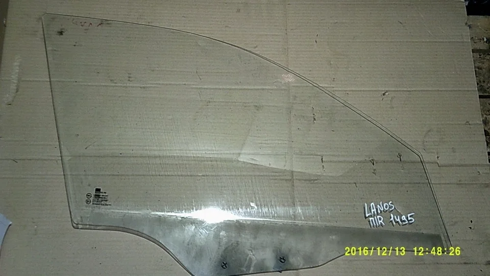 Стекло двери передней правой Chevrolet Lanos T100