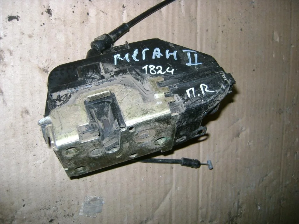 Замок двери передней правой Renault Megane 2