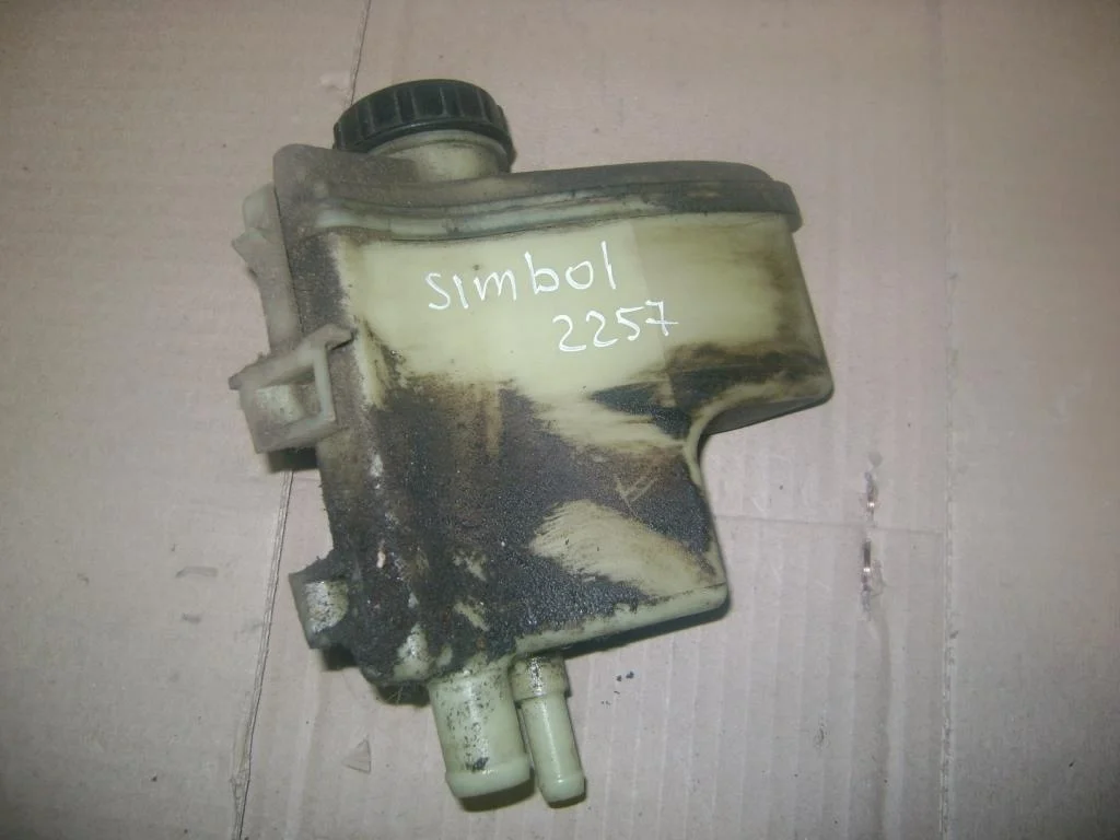 Бачок гидроусилителя Renault Symbol 1