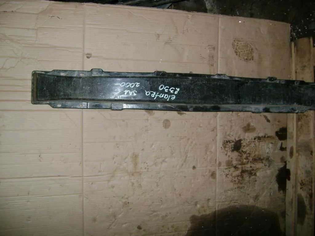 Усилитель заднего бампера Hyundai Elantra HD