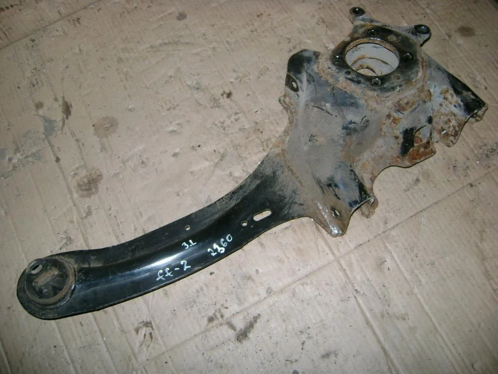 Рычаг задний продольный левый Ford Focus 2