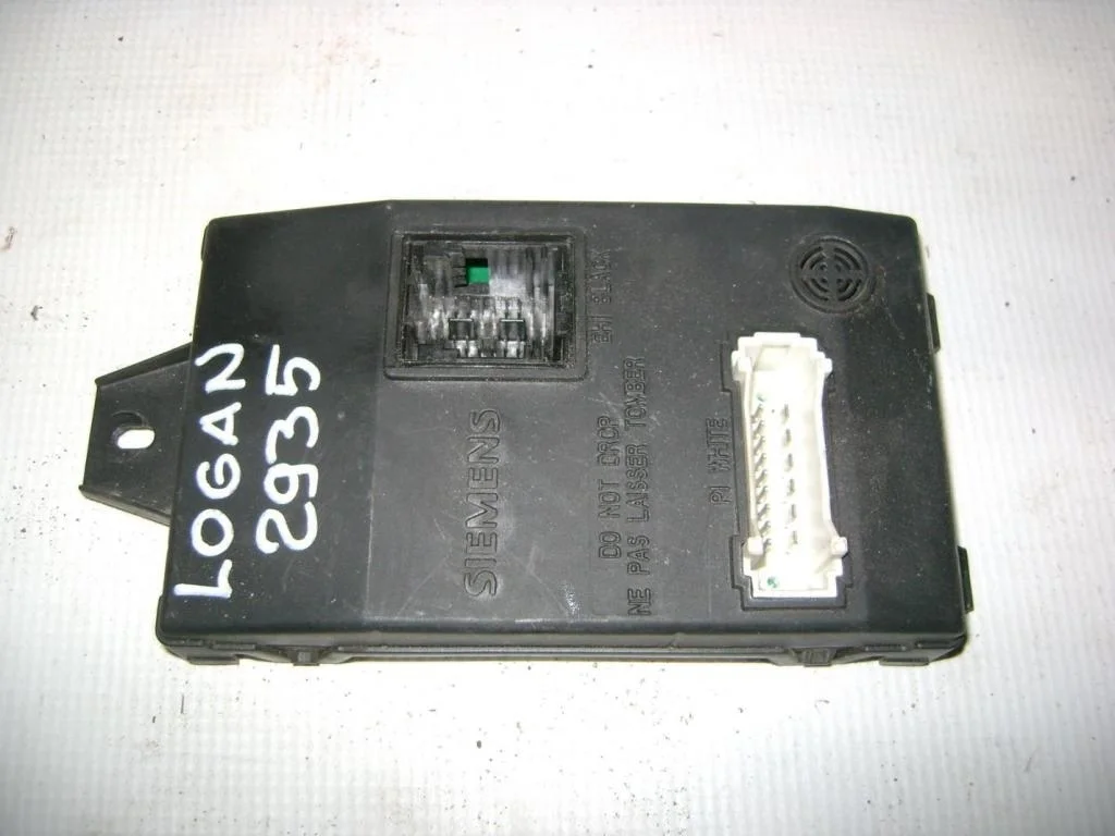 Блок комфорта Renault Logan 1 L90