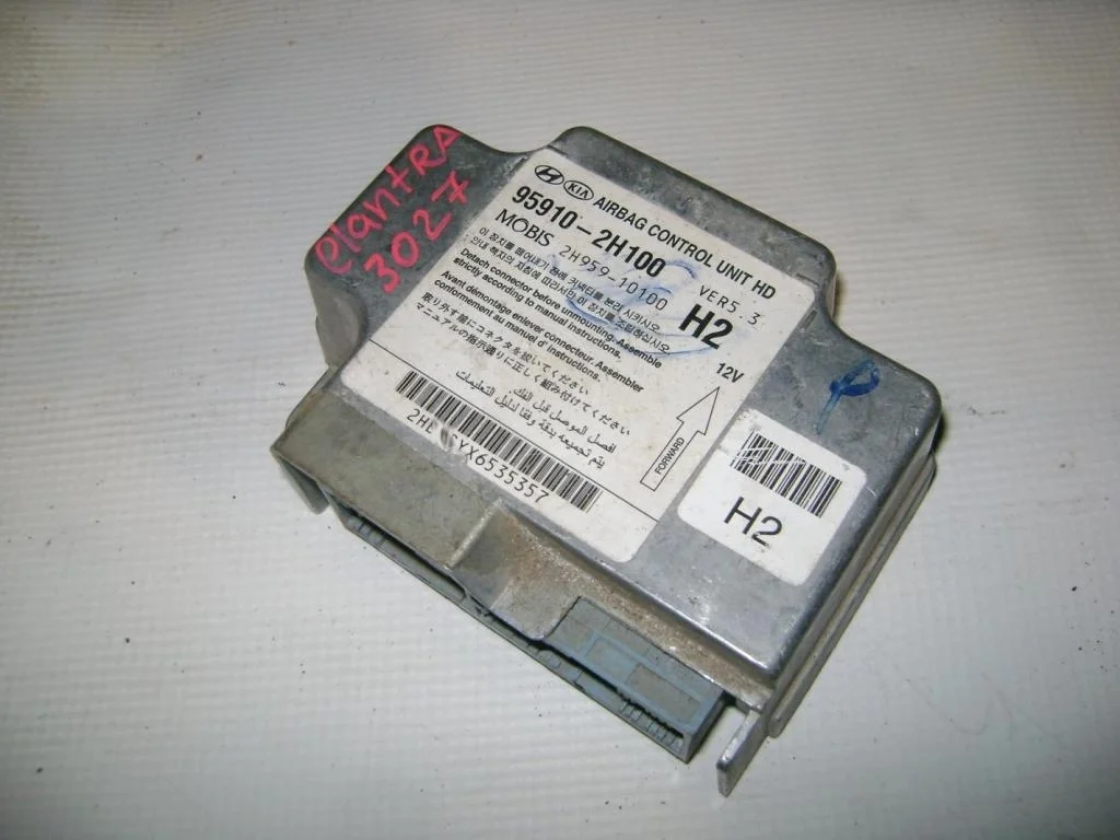 Блок управления air bag Hyundai Elantra HD