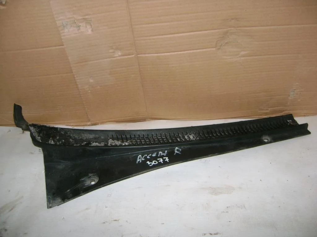 Решетка стеклоочистителя Hyundai Accent LC