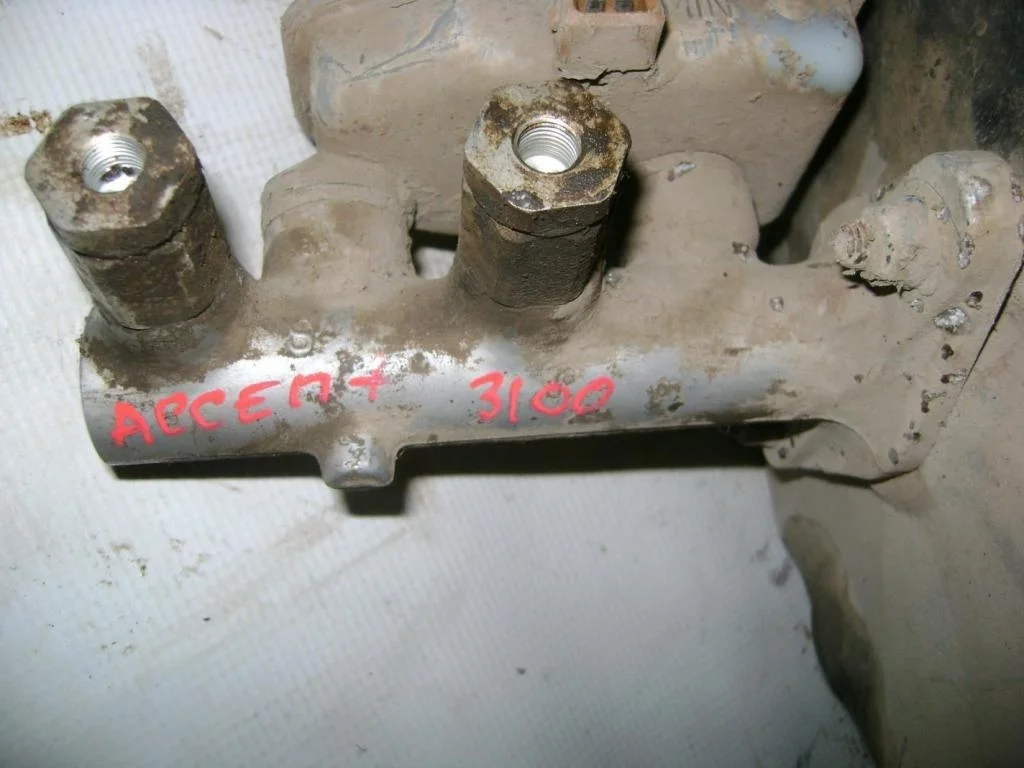 Цилиндр тормозной главный Hyundai Accent 2006 LC