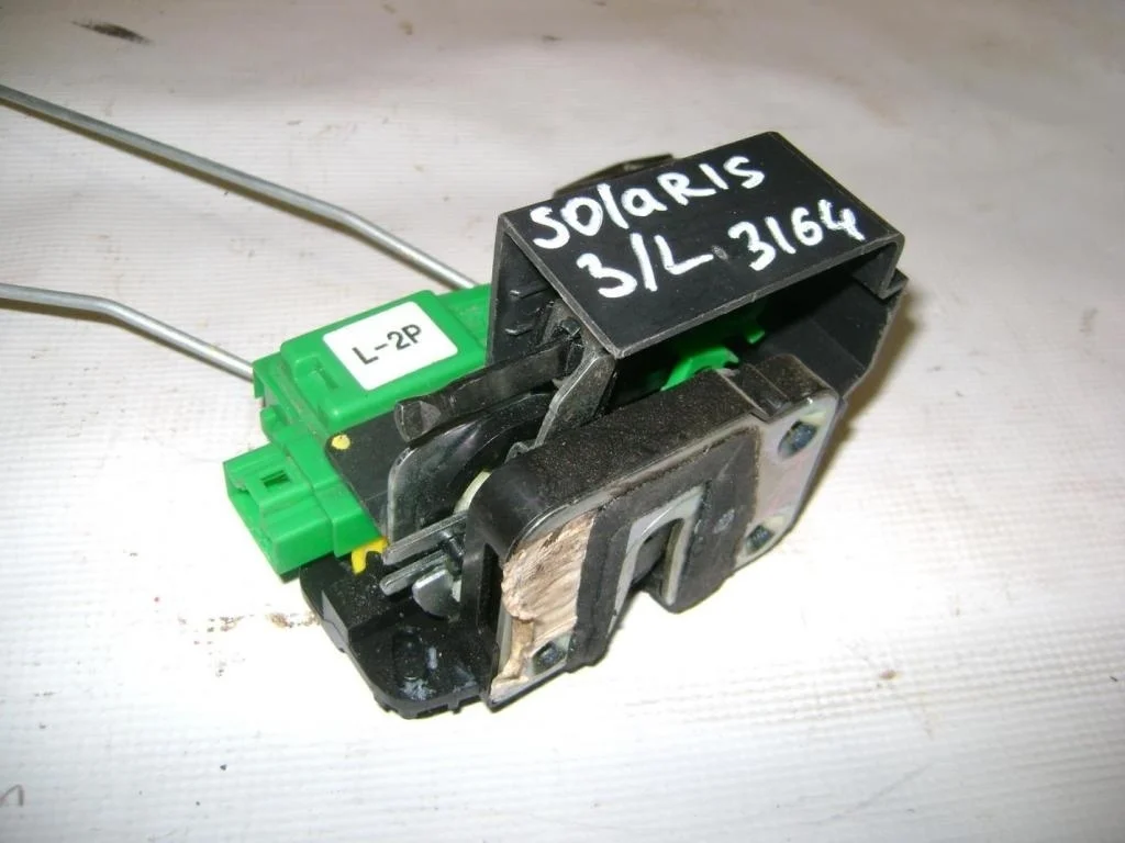 Замок двери задней левой Hyundai Solaris 1 RB