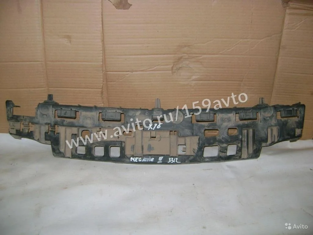 Кронштейн заднего бампера Renault Megane 3 2014