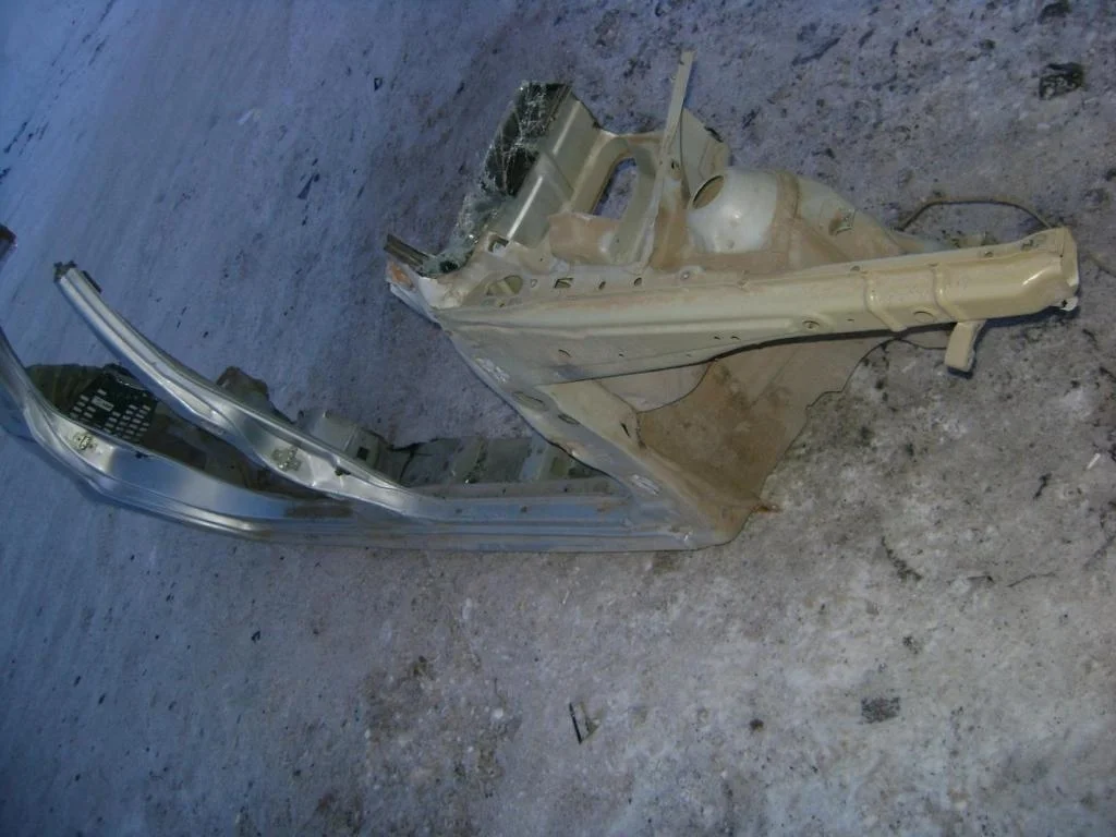 Порог со стойкой правый Chevrolet Lacetti 2007 J200