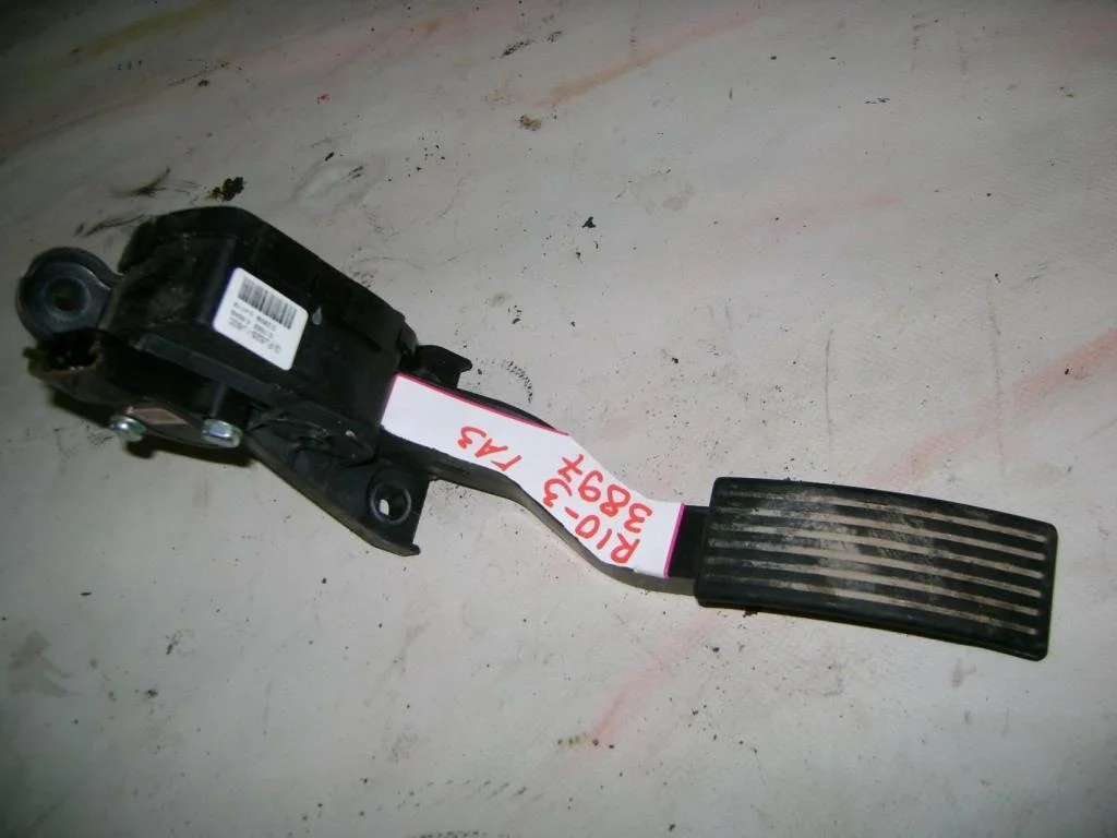 Педаль газа Kia RIO 3 2011 UB, QB