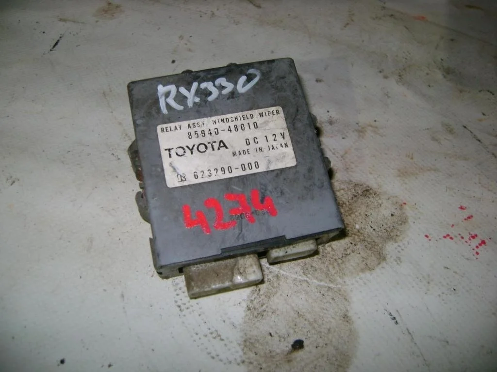 Реле стеклоочистителей Lexus RX350 XU30