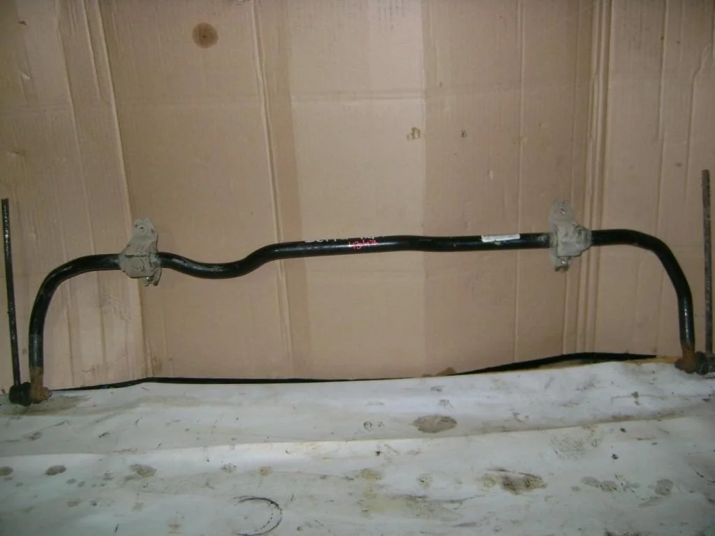 Стабилизатор передний Volkswagen Jetta 2009 A5