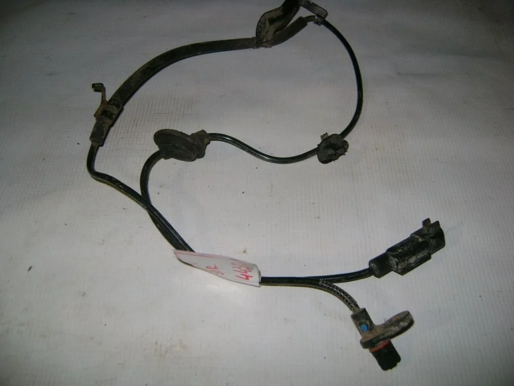 Датчик abs задний правый Mitsubishi ASX 2010