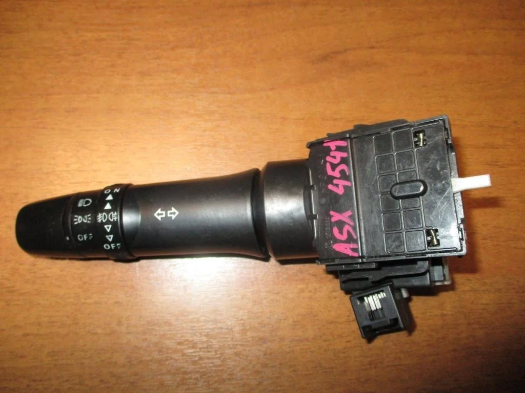 Переключатель поворотов подрулевой Mitsubishi ASX 2010