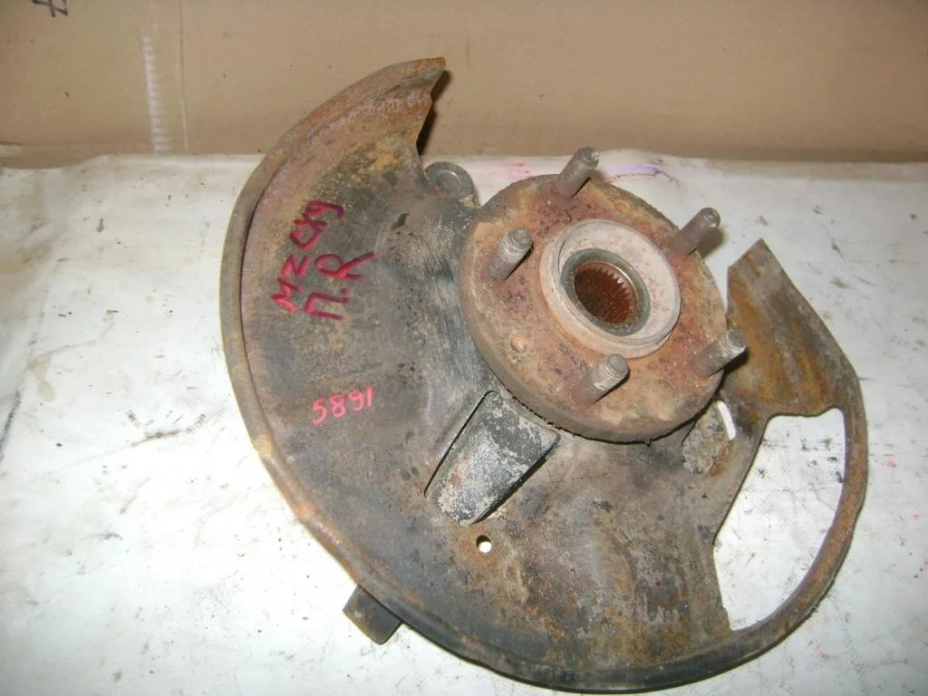 Кулак поворотный передний правый Mazda CX-9 2008 TB