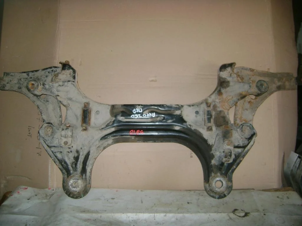 Подрамник Chevrolet Aveo 2009 T250, T255