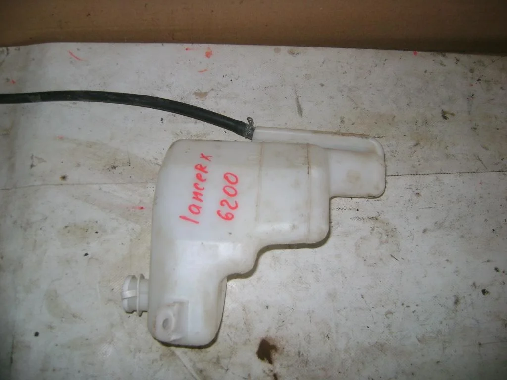 Бачок расширительный Mitsubishi Lancer 10 CY