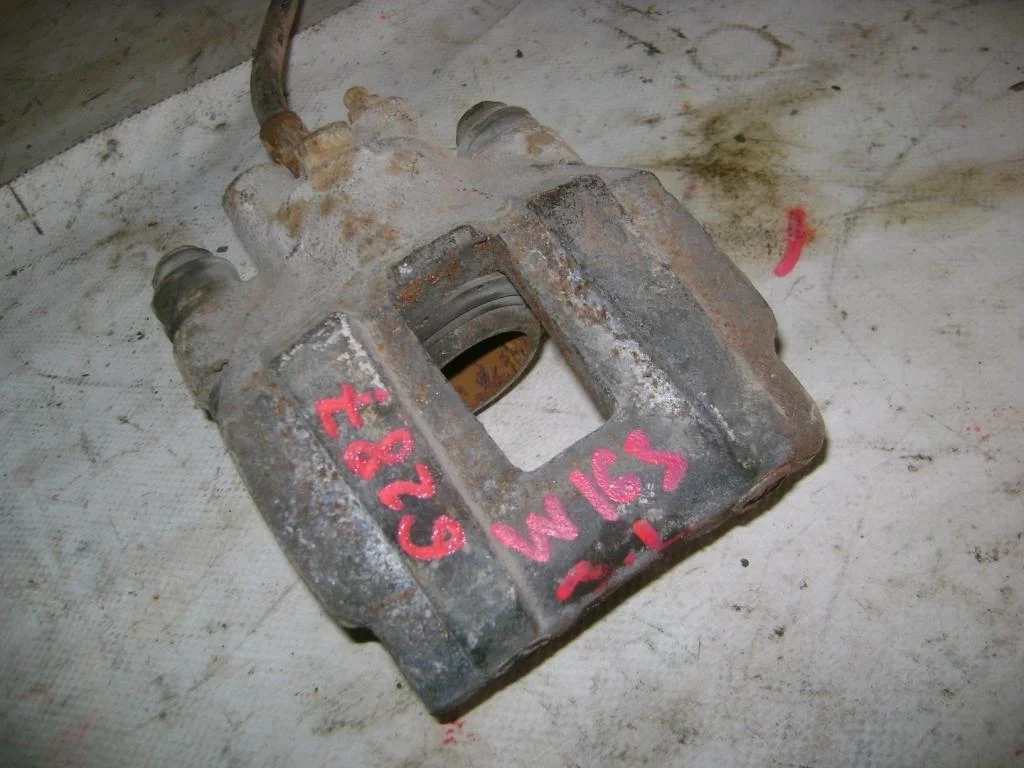 Суппорт задний левый Mercedes-Benz ML-Class W163