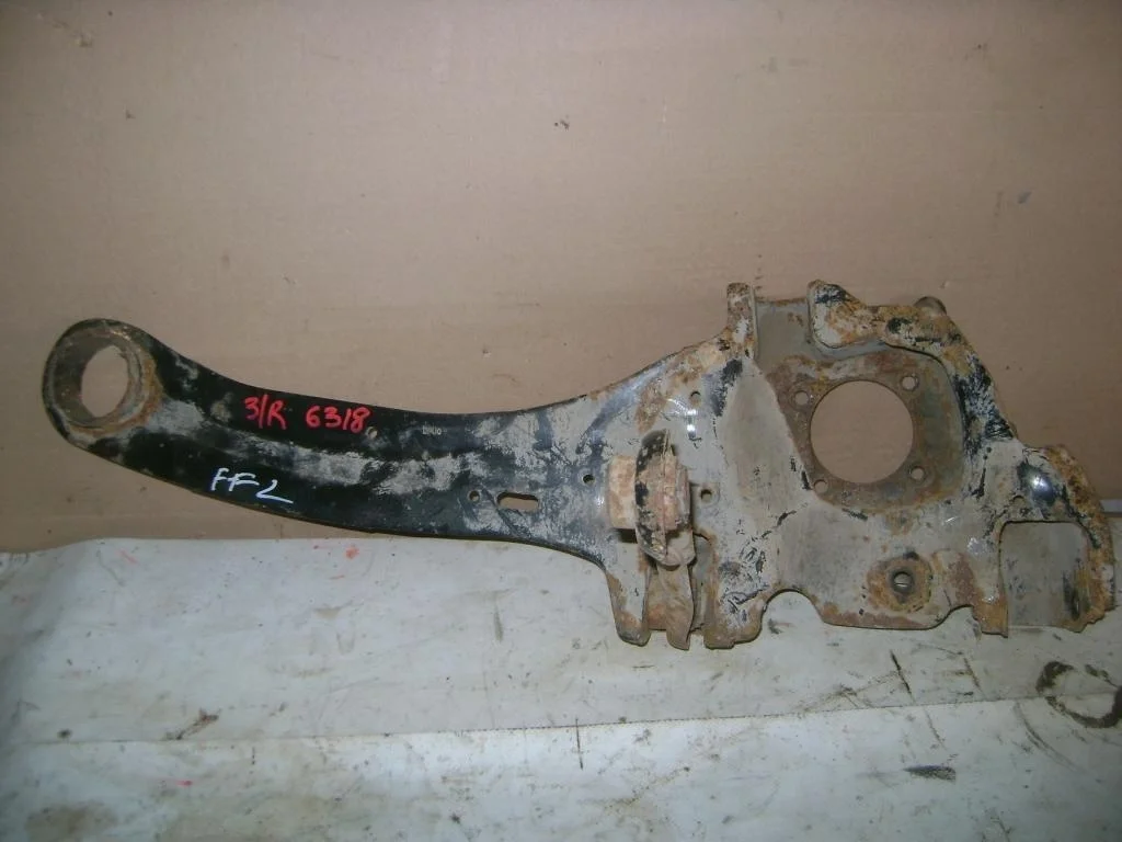 Рычаг задний продольный правый Ford Focus 2007