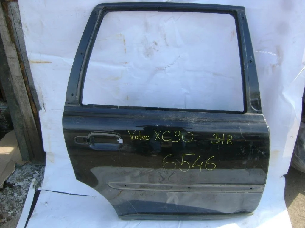 Дверь задняя правая Volvo XC90 1